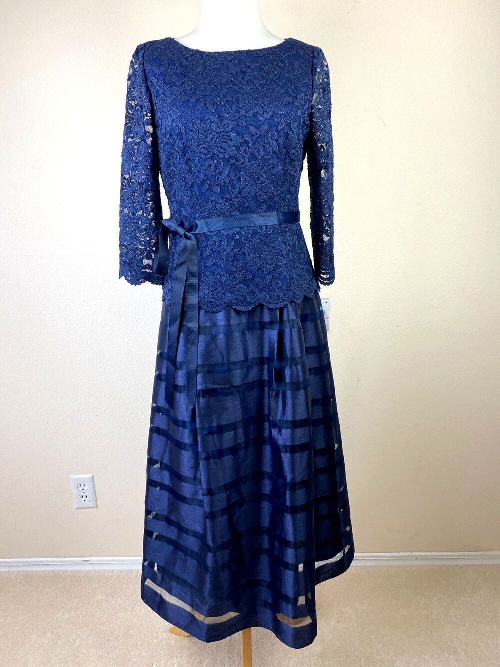 Alex Evenings Dress Tea Length Sparkle Navy Blue 6 NEW # 1121004 Scalloped Gown